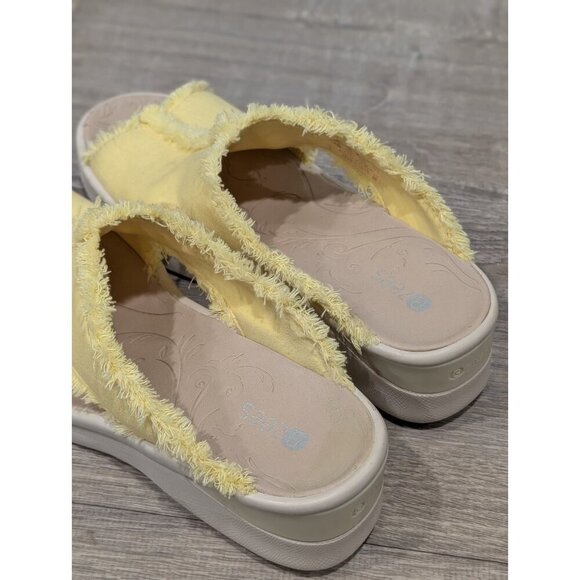 Bzees Serendipidy SZ 9.5M Women’s Yellow Frayed Slide On Sandals Shoes - Picture 15 of 16